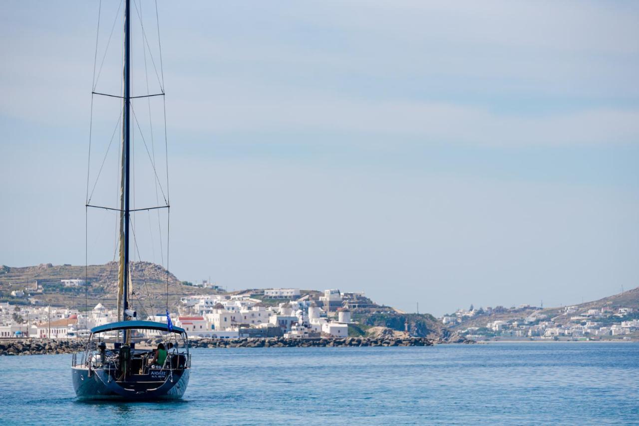 Готель Boat Aiolis In The Athenian Riviera! Екстер'єр фото